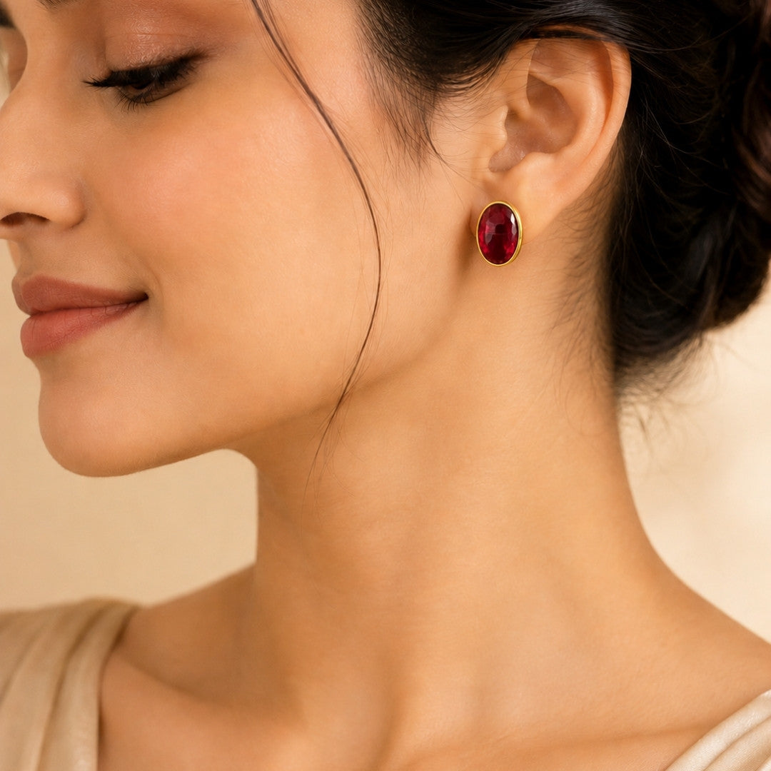 Classic Gold-Tone Oval Red Crystal Stud Earrings – Minimalist Everyday Jewelry