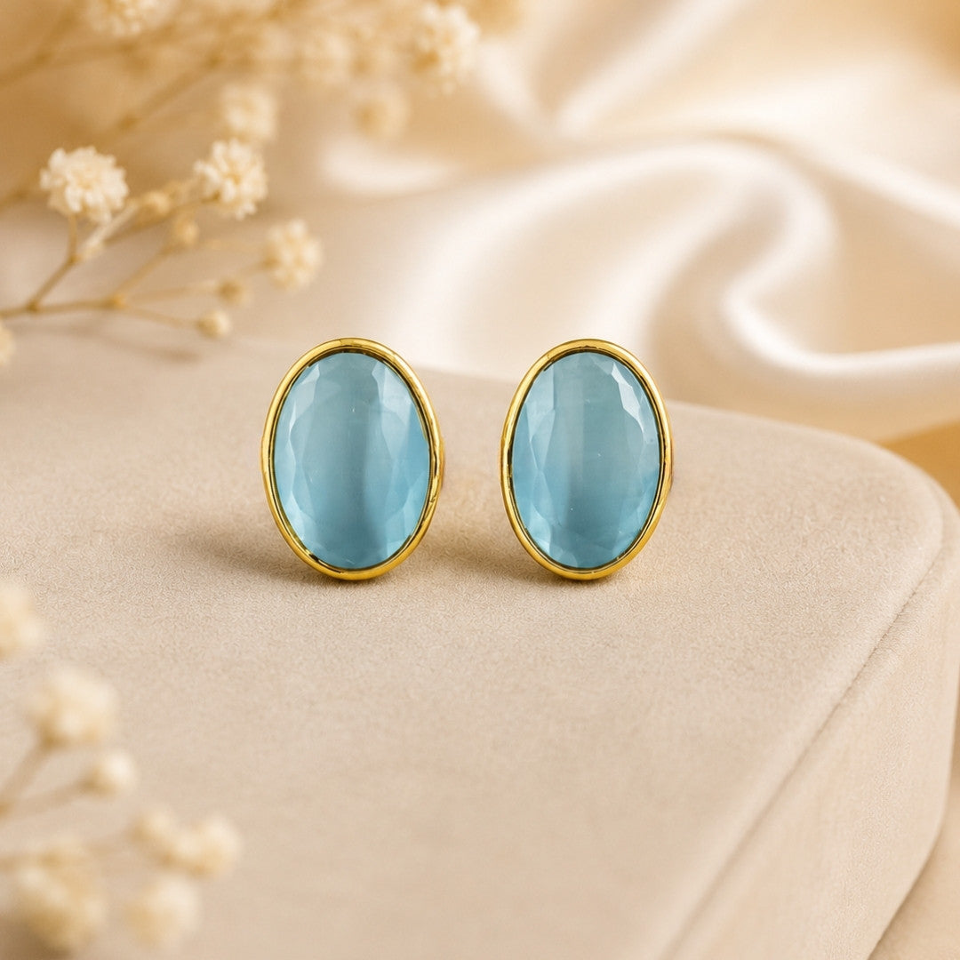 Classic Gold-Tone Oval Light Blue Crystal Stud Earrings – Minimalist Everyday Jewelry
