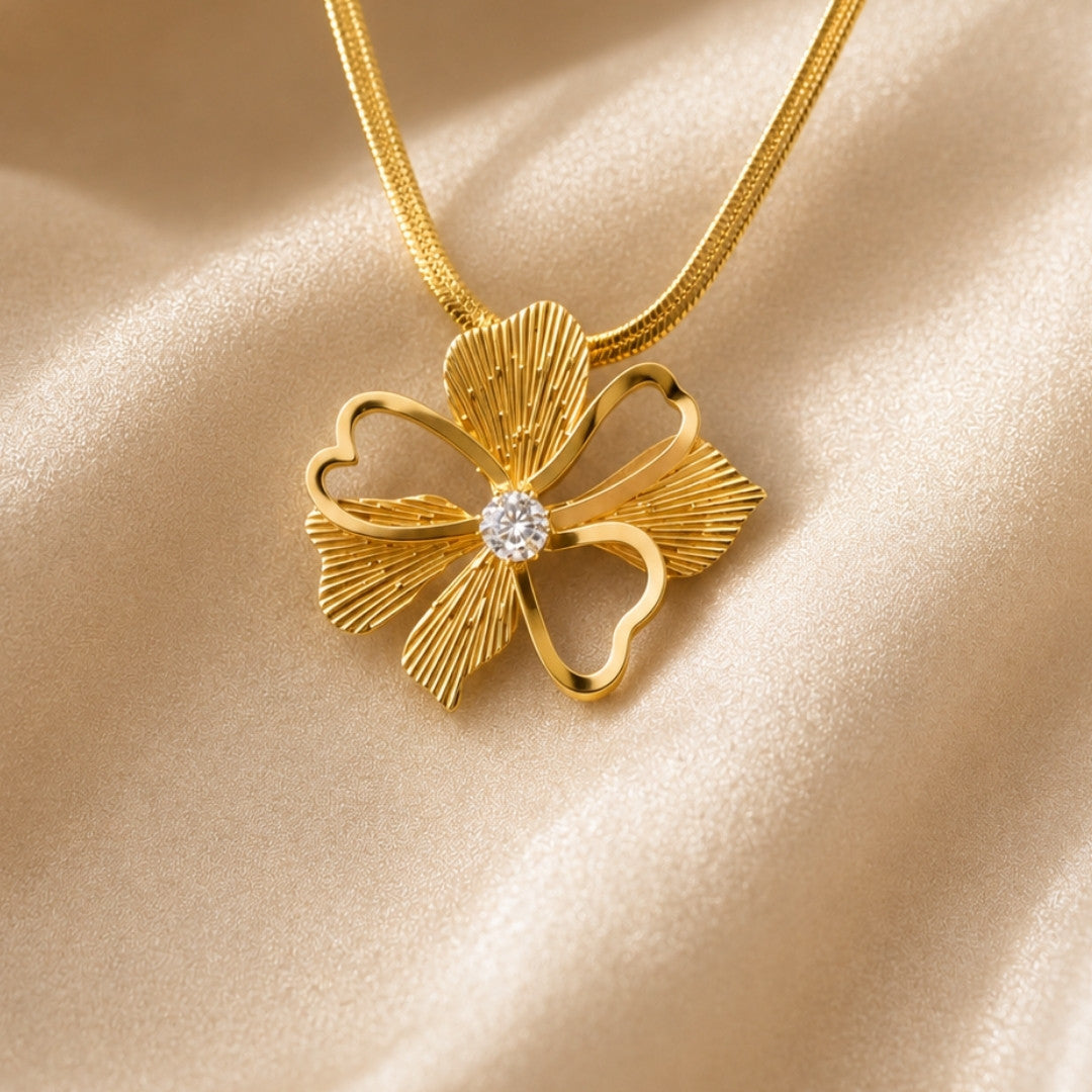 Elegant Gold Floral Clover Pendant Necklace
