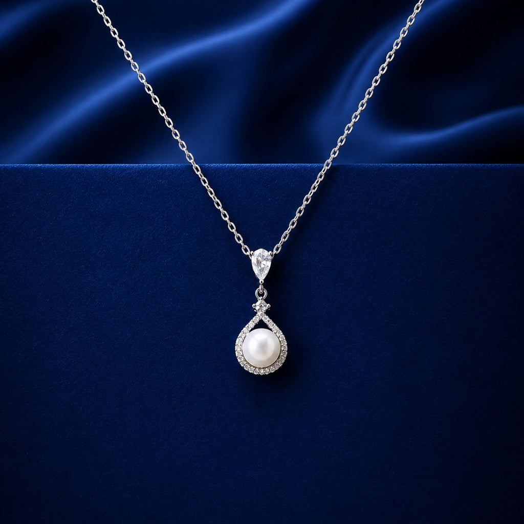 Elegant Pearl & Crystal Jewelry Set – Teardrop Pendant Necklace and Matching Earrings